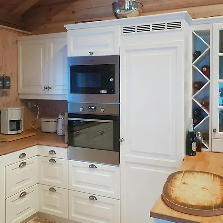 Дом отдыха Experience Genuine Charm In Log Borset