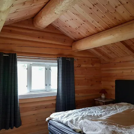 Experience Genuine Charm In Log Borset